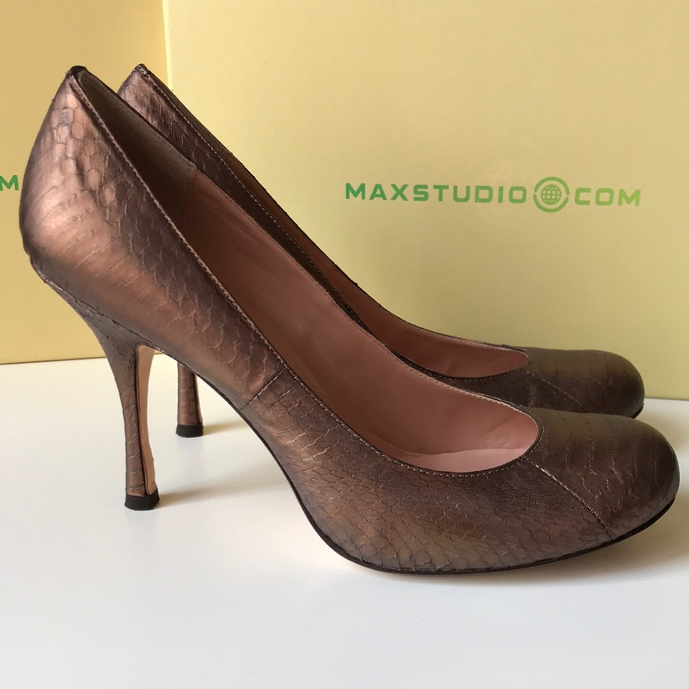 Max Studio Shoes